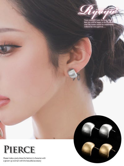 顔周りを華やかに彩るマットな質感が大人っぽいシンプルピアス 【Ryuyu】(フリーサイズ)(ゴールド/シルバー)